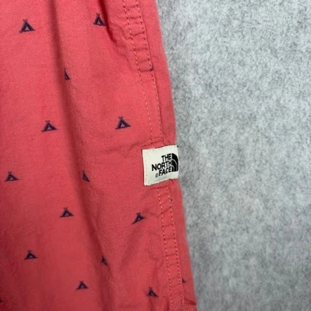 The North Face Button Front‎ Shirt Mens L Salmon Pink Geometric Teepee Print